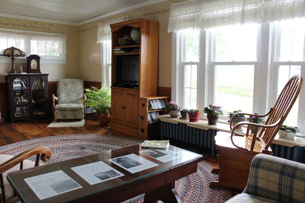 Inside living room at schantz haus