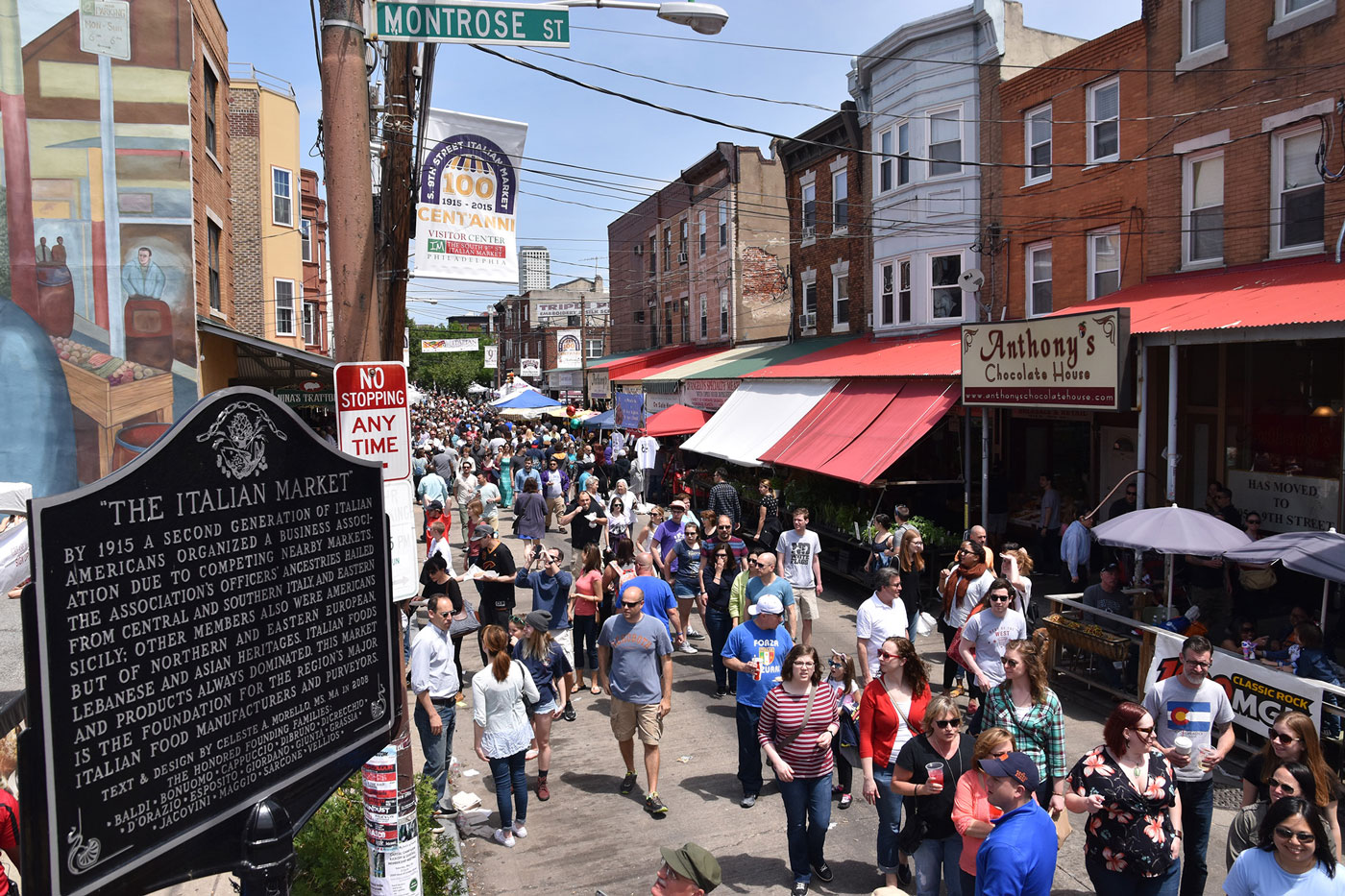 Crowd at south Philly Italian market festival